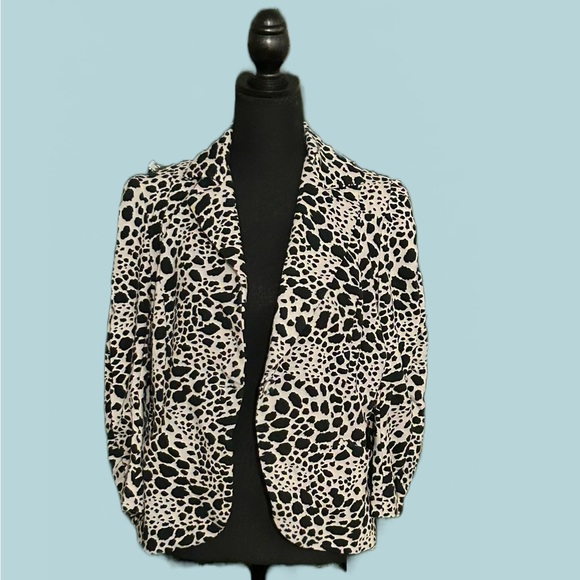 new directions Jackets & Blazers - New Directions Leopard Print Women’s Blazer Sz and PL